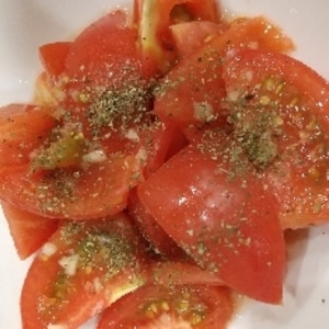 超簡単なトマトのアボカドオイルサラダ